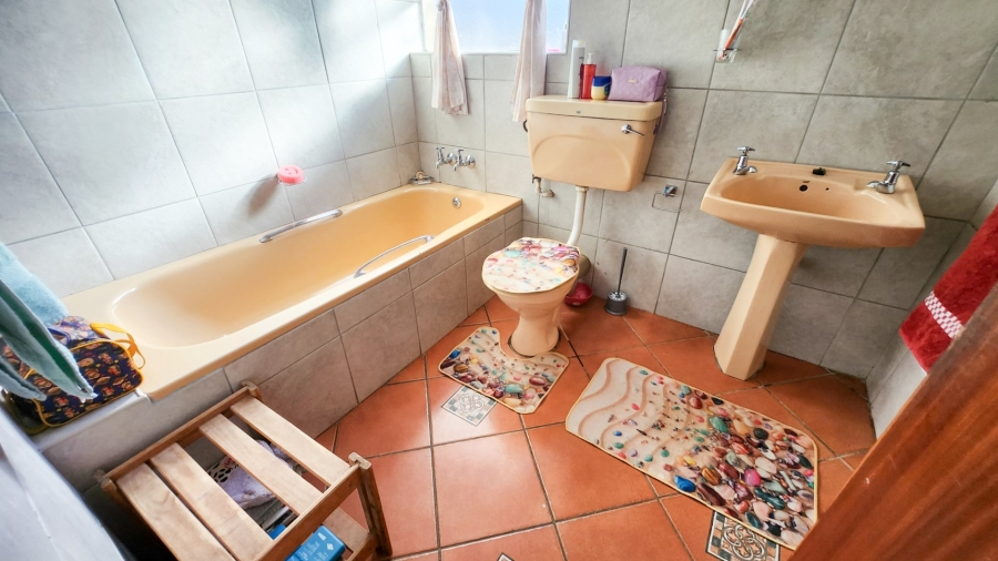 3 Bedroom Property for Sale in La Hoff North West